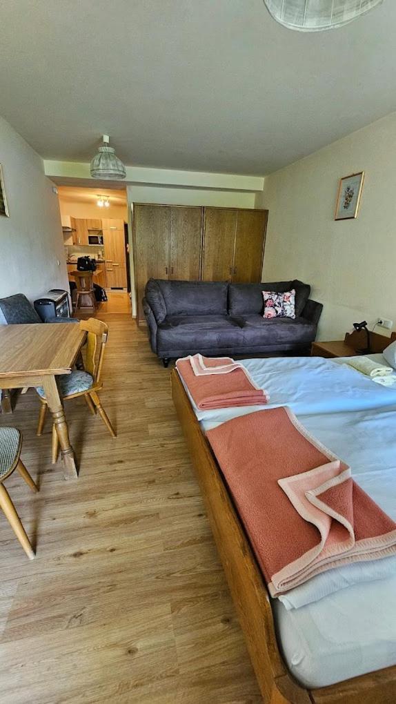 Gasthof Mit Seeterasse & Appartements Zur Landeroith Weyregg Kültér fotó