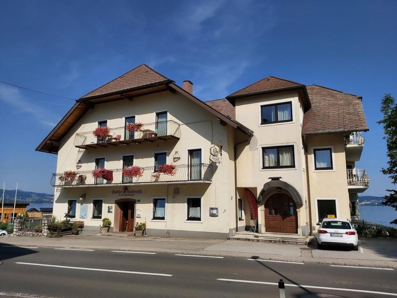 Gasthof Mit Seeterasse & Appartements Zur Landeroith Weyregg Kültér fotó