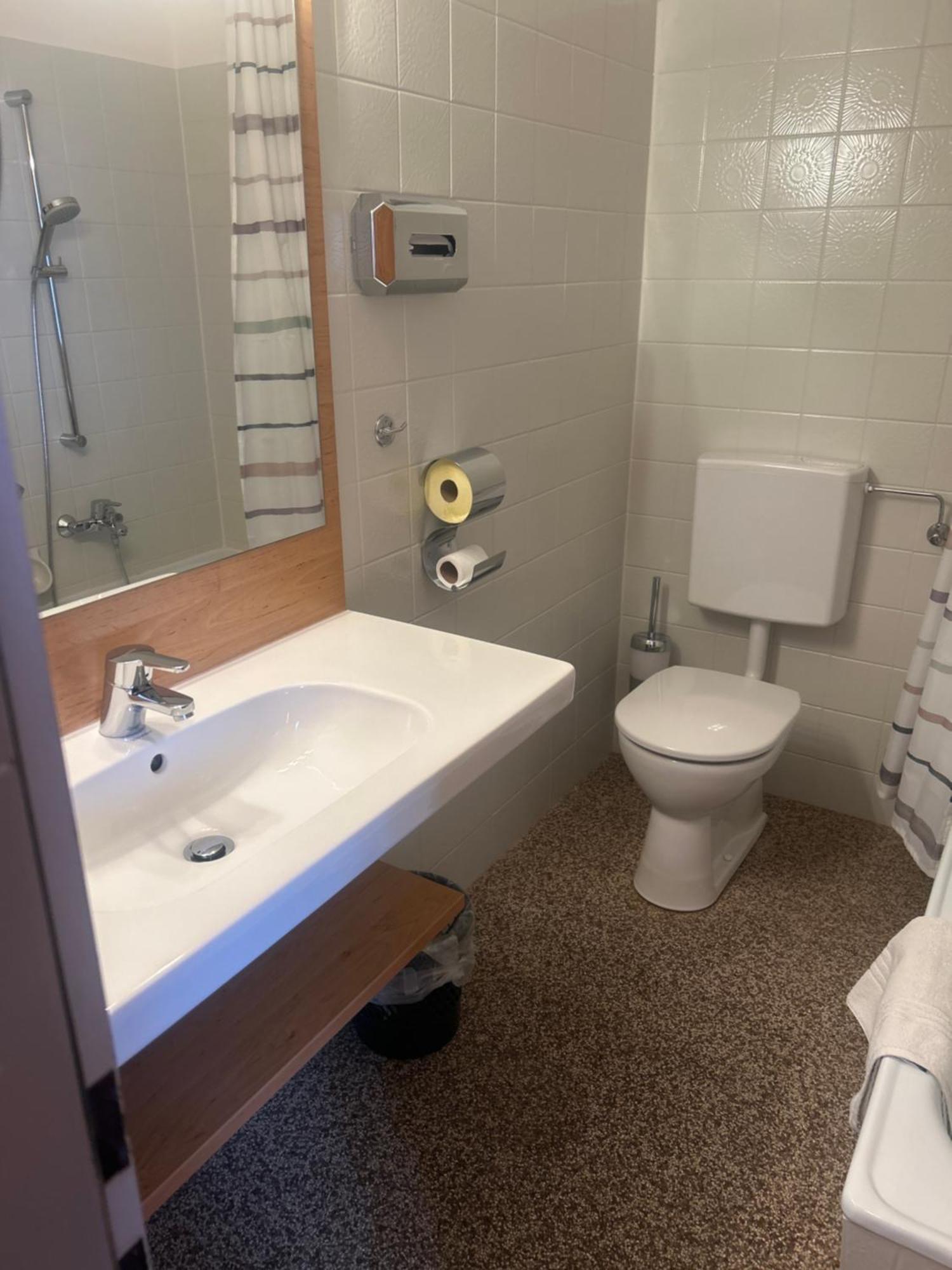 Gasthof Mit Seeterasse & Appartements Zur Landeroith Weyregg Kültér fotó